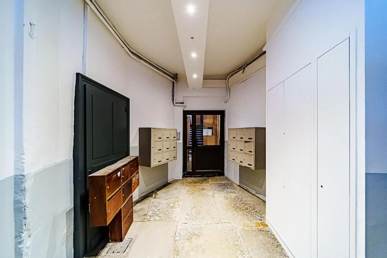 Apartment Le Petit Pradel Cosy 2 Pers Hotel De Ville Opera Lyon